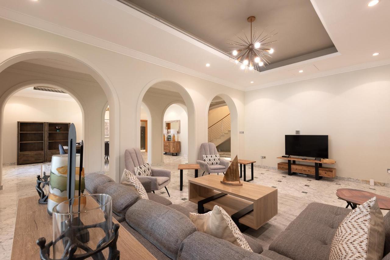 Maison Privee - Prvt Pool & Beach! In Luxury Palm Jumeirah Villa Dubai Exterior foto
